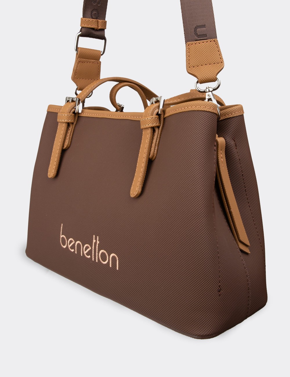 Benetton Women's Tan Shoulder Bag - B1683ZTBAY01