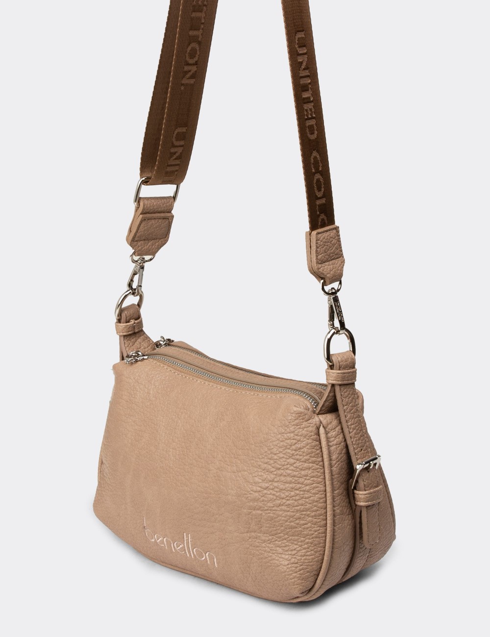 Benetton Women's Sandstone Shoulder Bag - B1679ZVZNY01