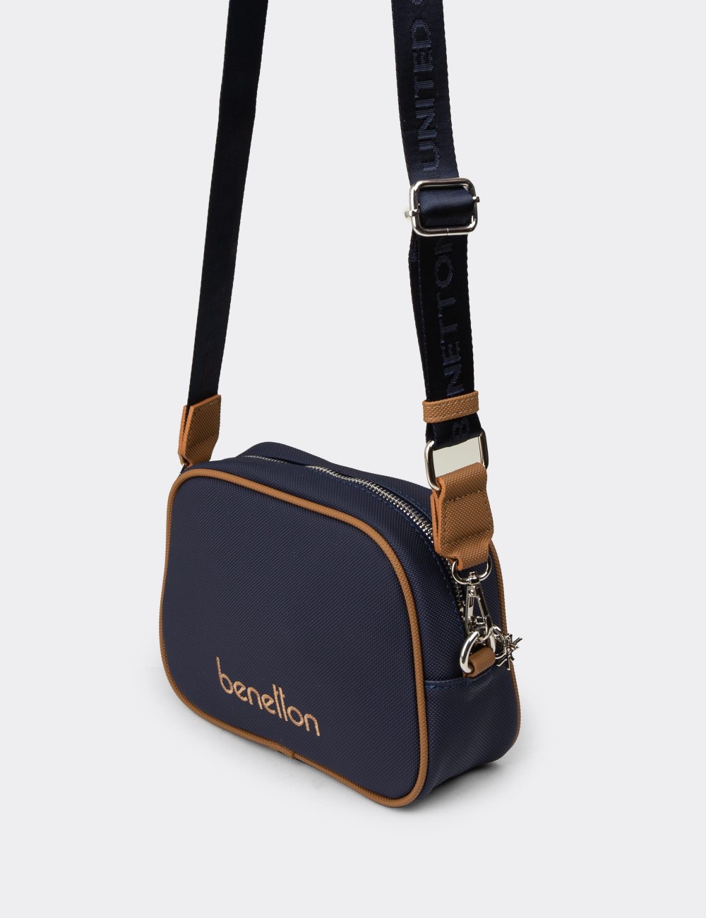 Benetton Women's Navy Shoulder Bag - B1648ZLCVY01