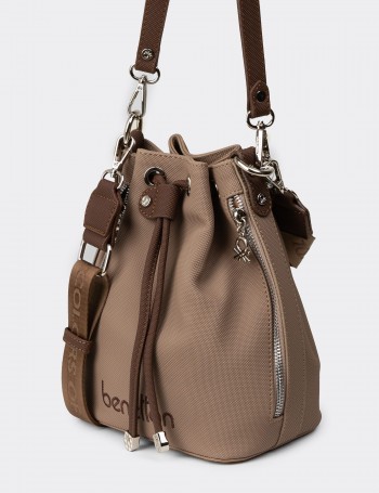 Benetton Women's Sandstone Shoulder Bag - B1650ZVZNY01
