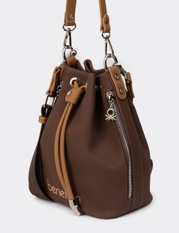 Benetton Women's Brown Shoulder Bag - B1650ZKHVY01