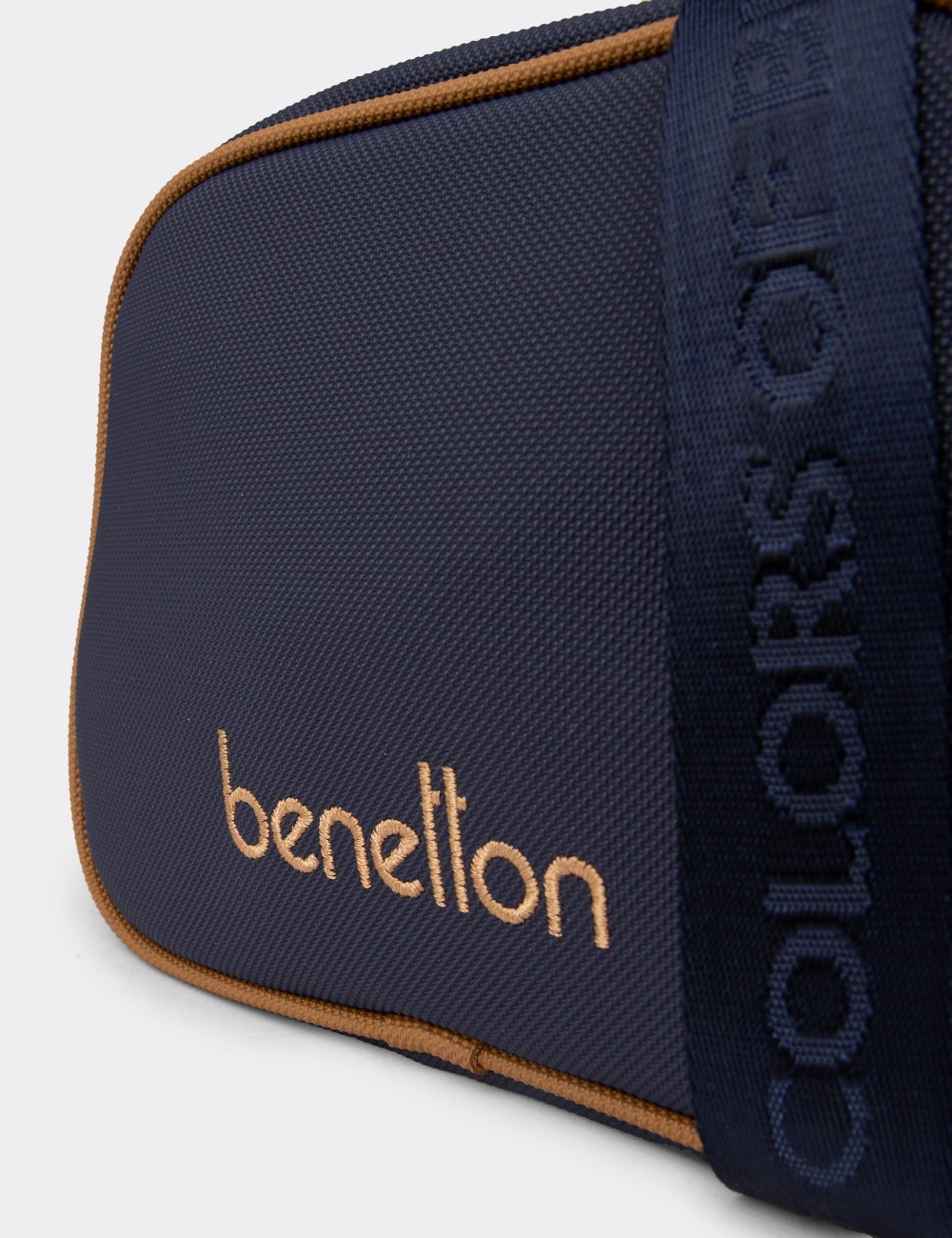 Benetton Women's Navy Shoulder Bag - B1648ZLCVY01