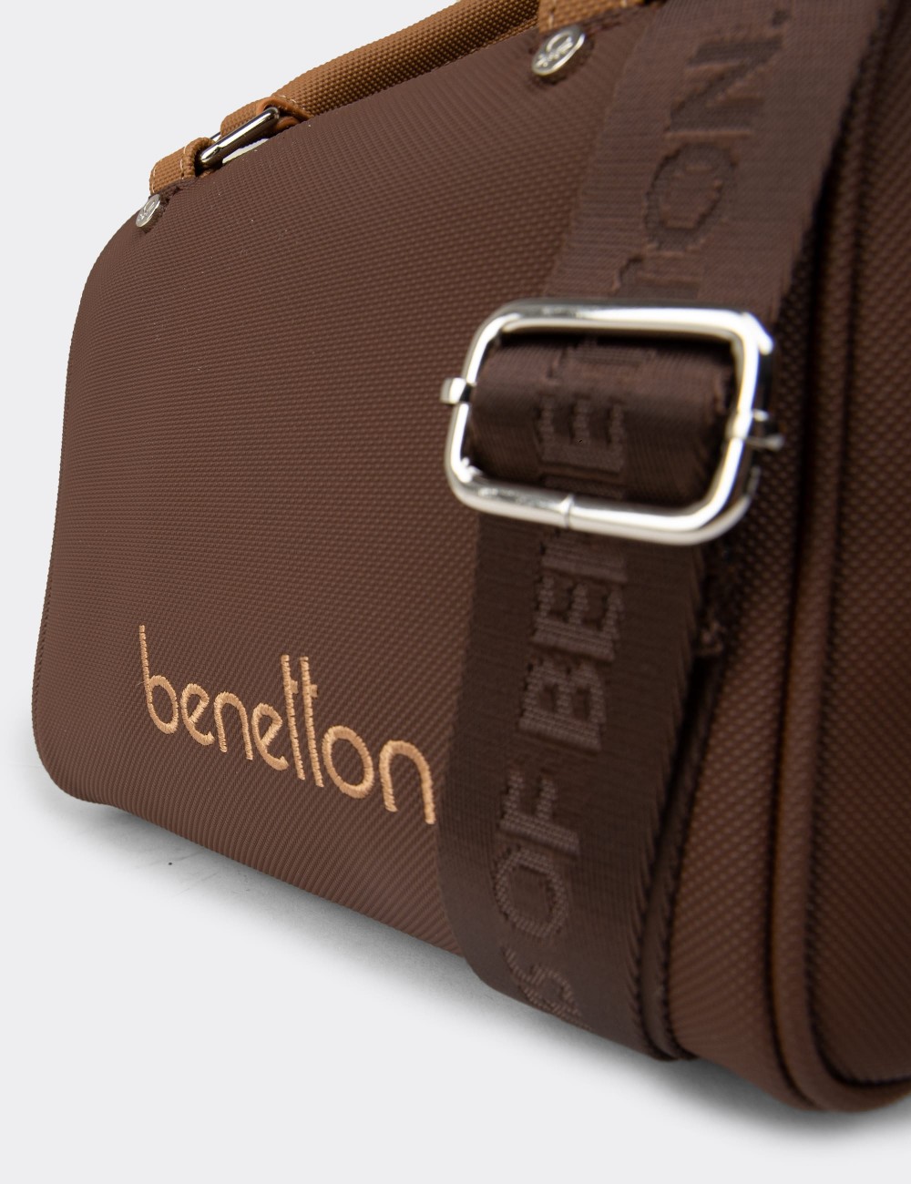 Benetton Women's Brown Shoulder Bag - B1647ZKHVY01
