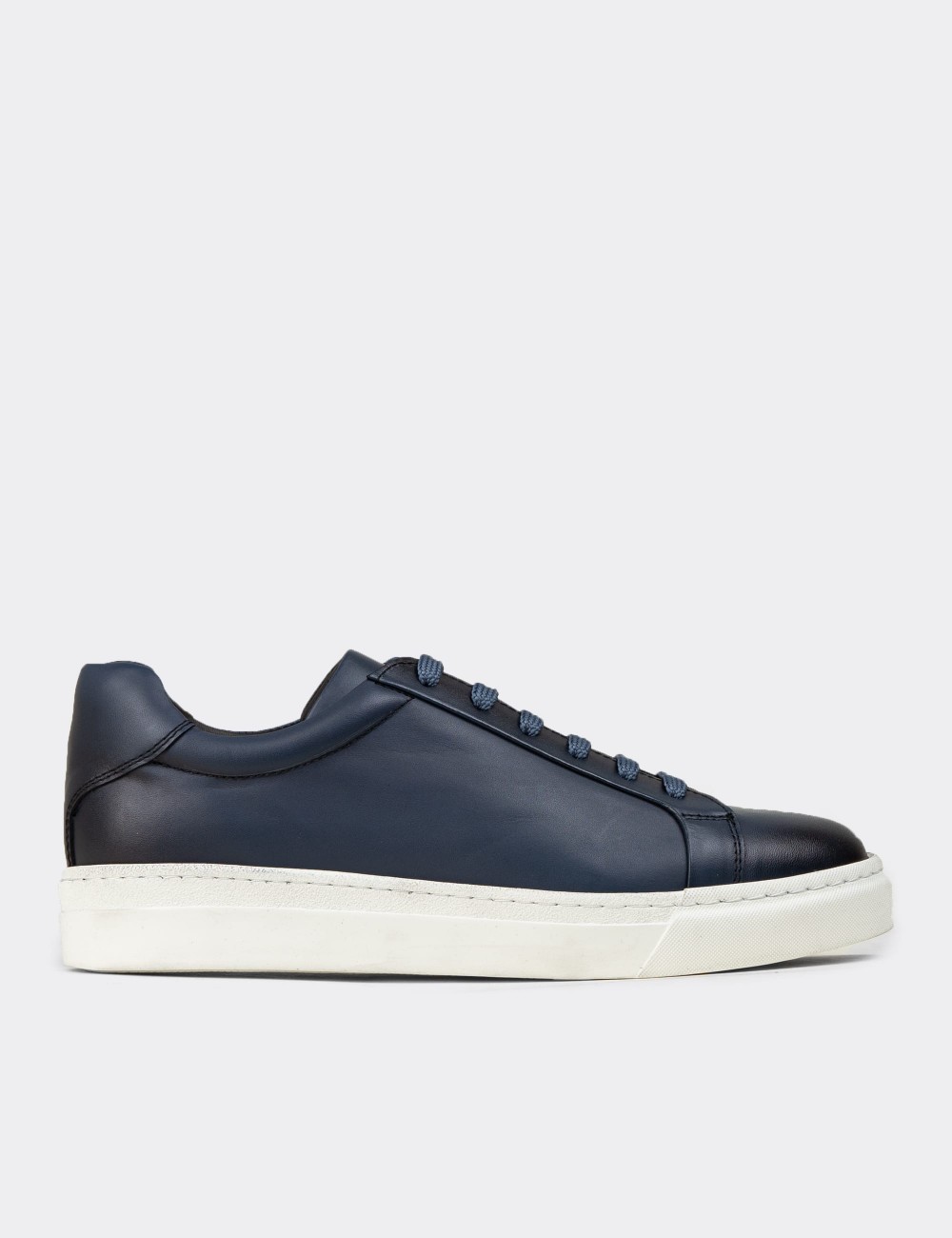 Men's Blue Leather Sneakers - 02018MMVIC02