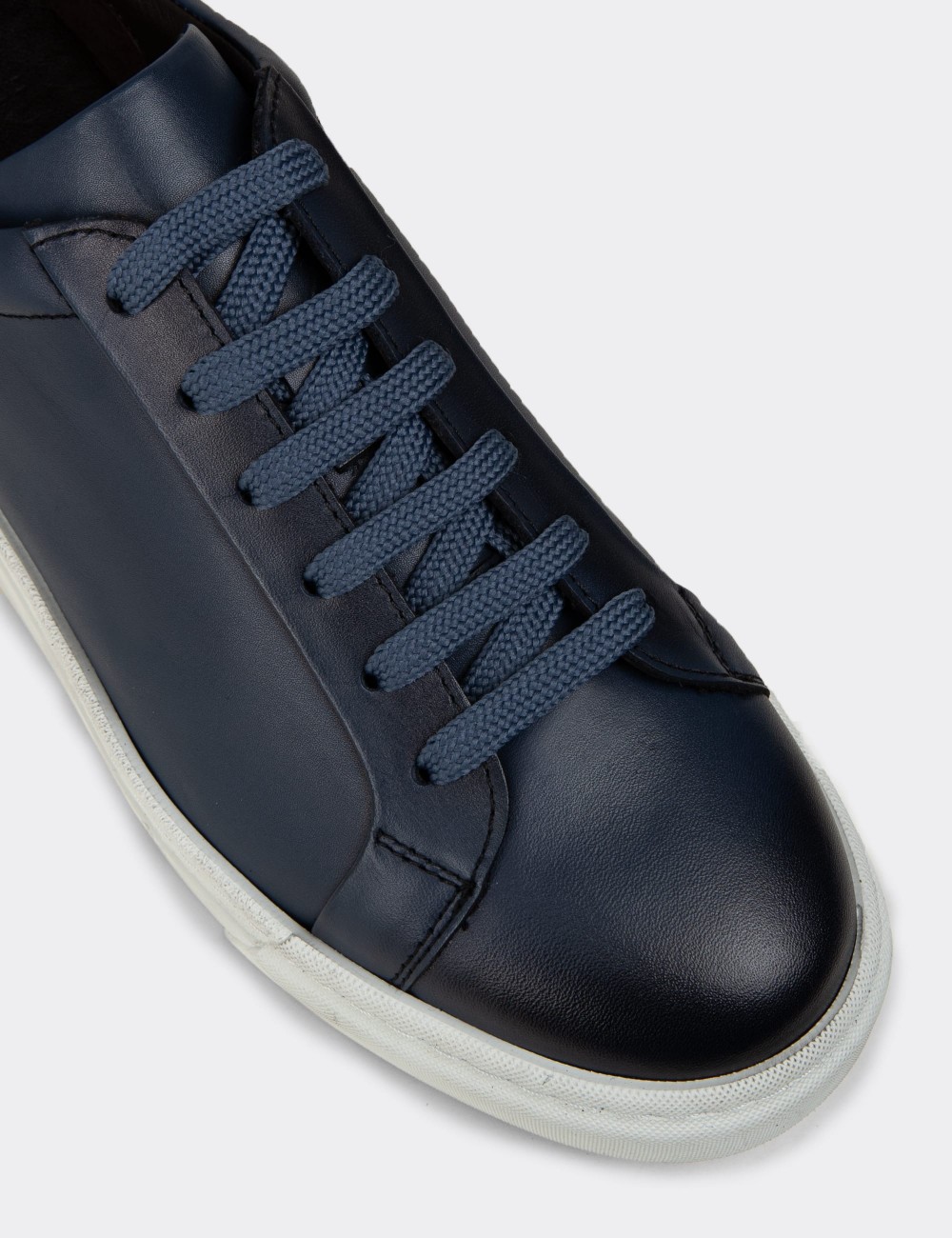 Men's Blue Leather Sneakers - 02018MMVIC02
