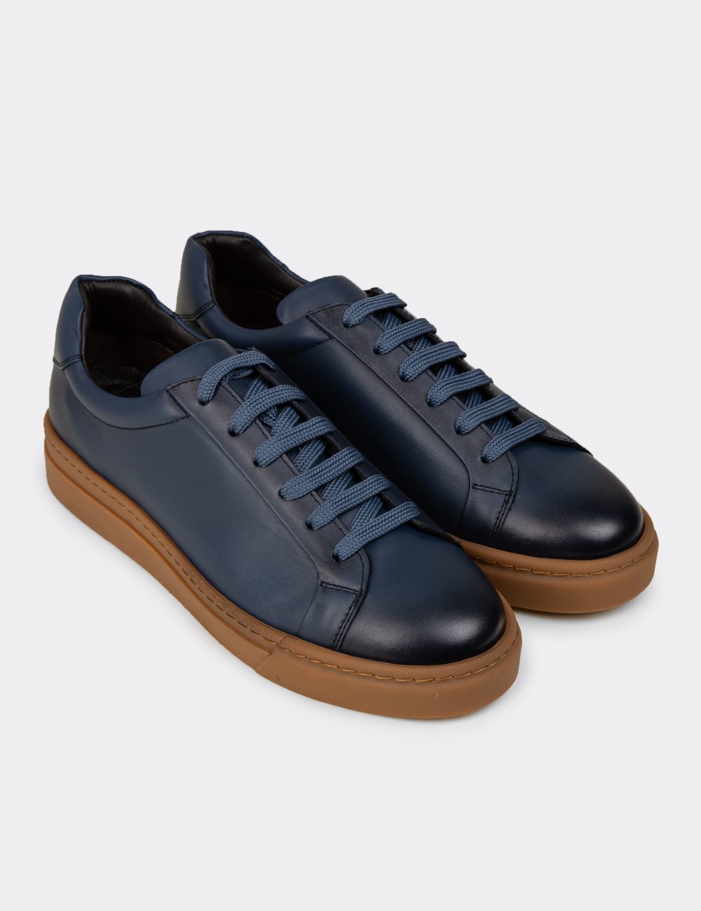 Men's Blue Leather Sneakers - 02018MMVIC01