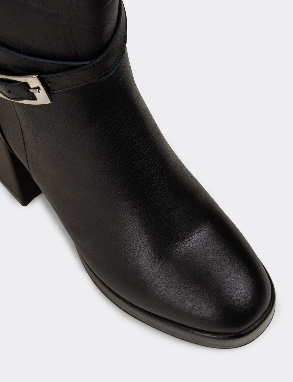 Women's Black Leather Ankle Boots - A3444ZSYHC01