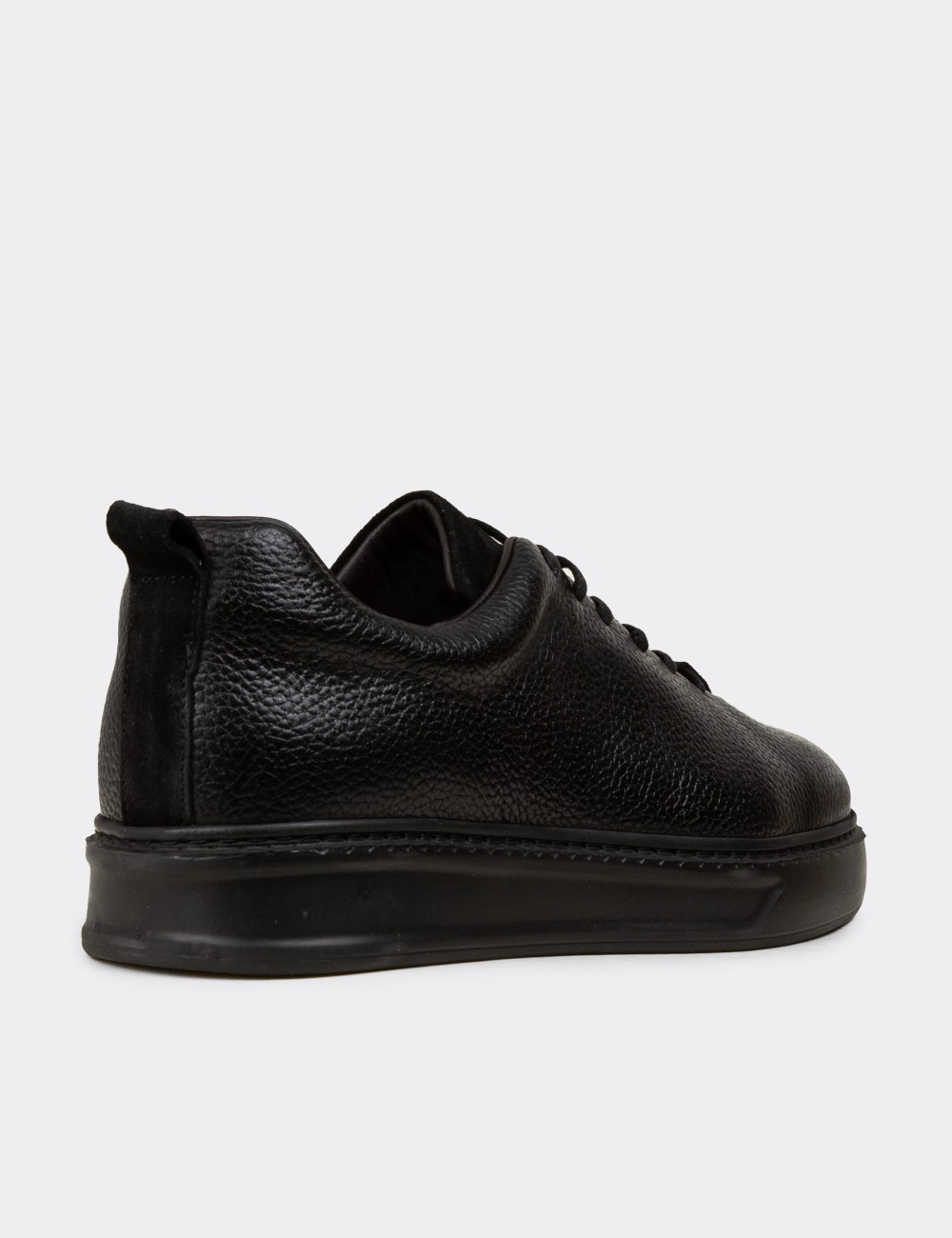 Men's Black Leather Sneakers - 02010MSYHP01