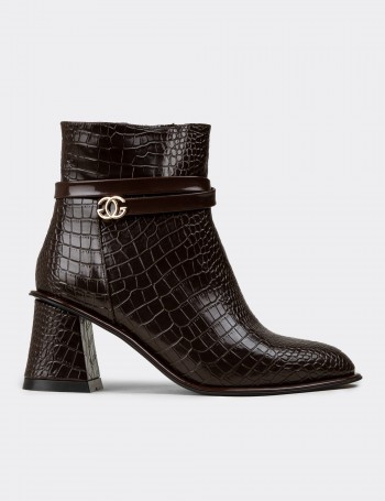 Women's Brown Boots - K1324ZKHVC01