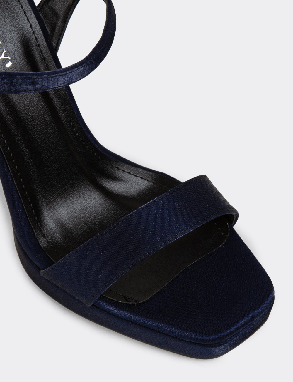 Women's Navy Heels - SM198ZLCVM01