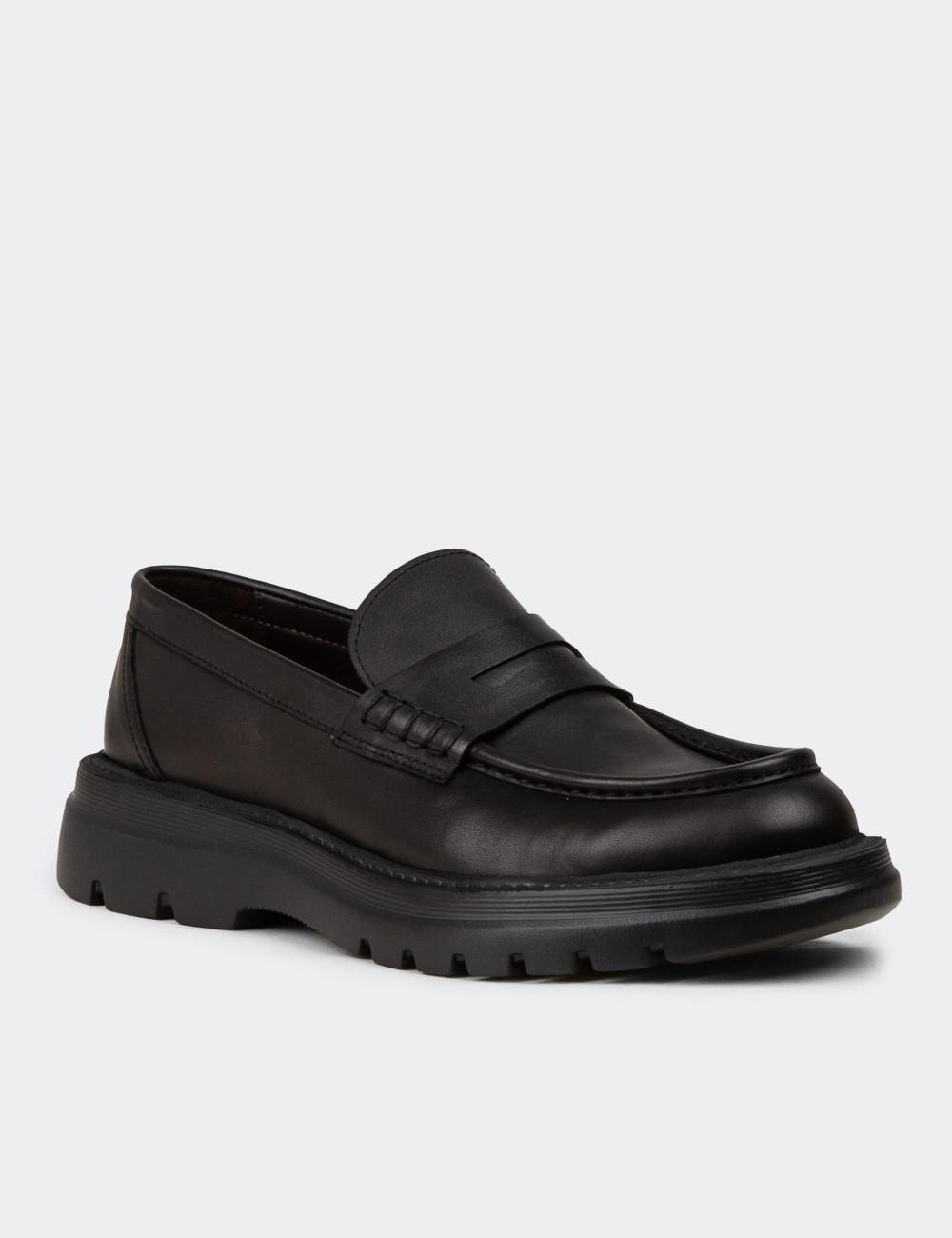 Men's Black Leather Loafers - 02006MSYHE01