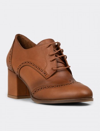 Women's Tan Leather Lace-up Shoes