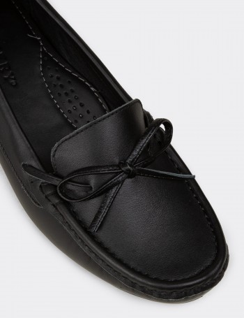 Women's Black Leather Shoes