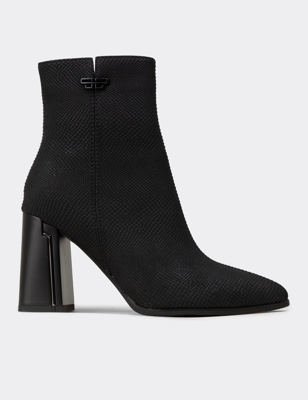 Women's Black Boots - 25137ZSYHC01