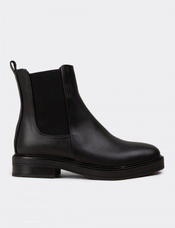 Women's Black Leather Chelsea Boots