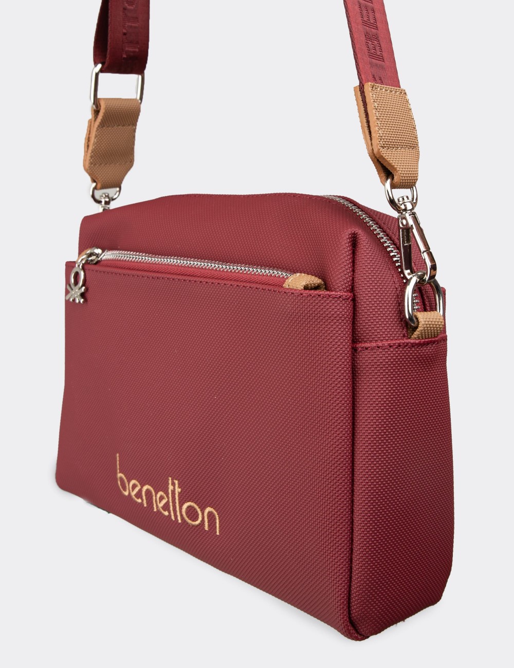 Benetton Women's Burgundy Shoulder Bag - B1651ZBRDY01