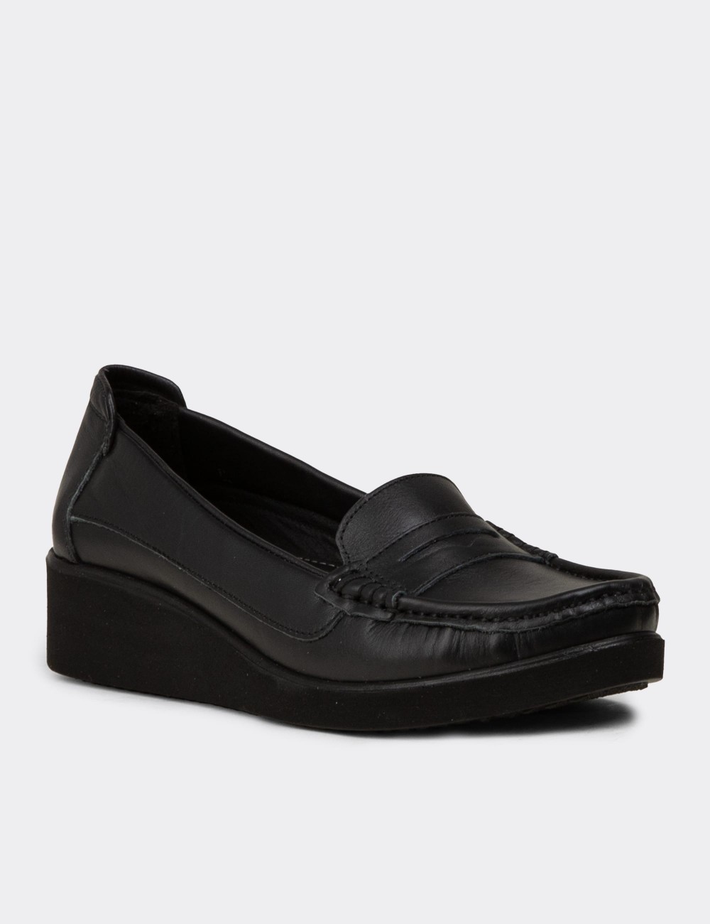 Women's Black Leather Slip-On Shoes - DLV01ZSYHC03