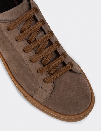 Men's Sandstone Suede Leather Sneakers