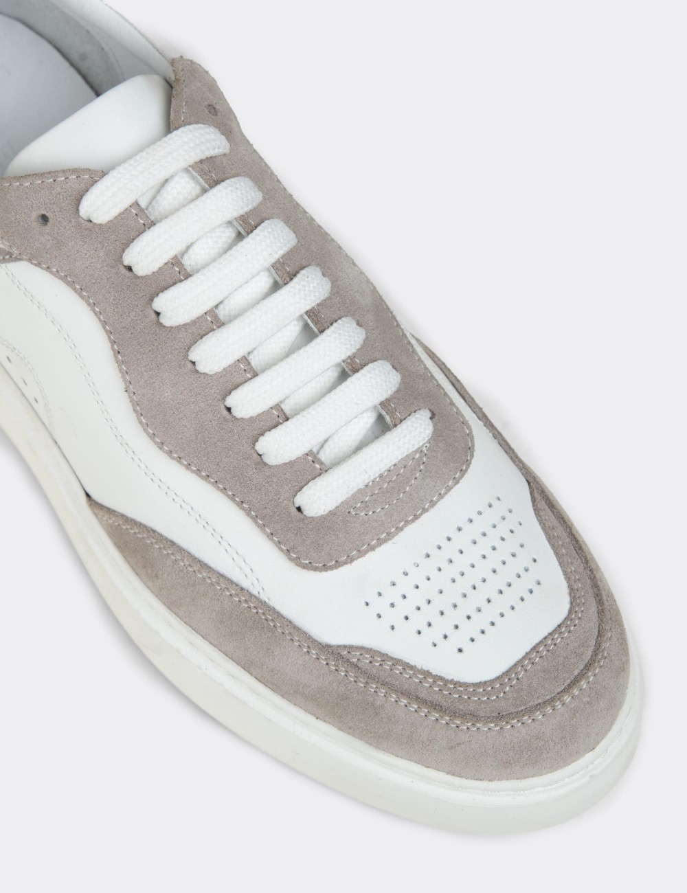 Men's White Leather Sneakers - 02013MBYZE01