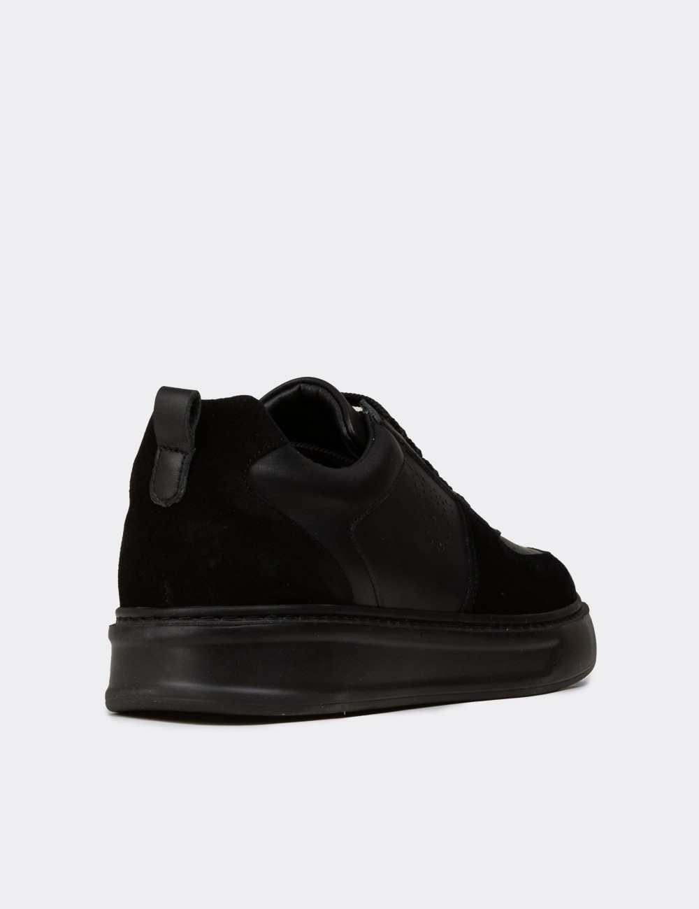 Men's Black Leather Sneakers - 02014MSYHC01