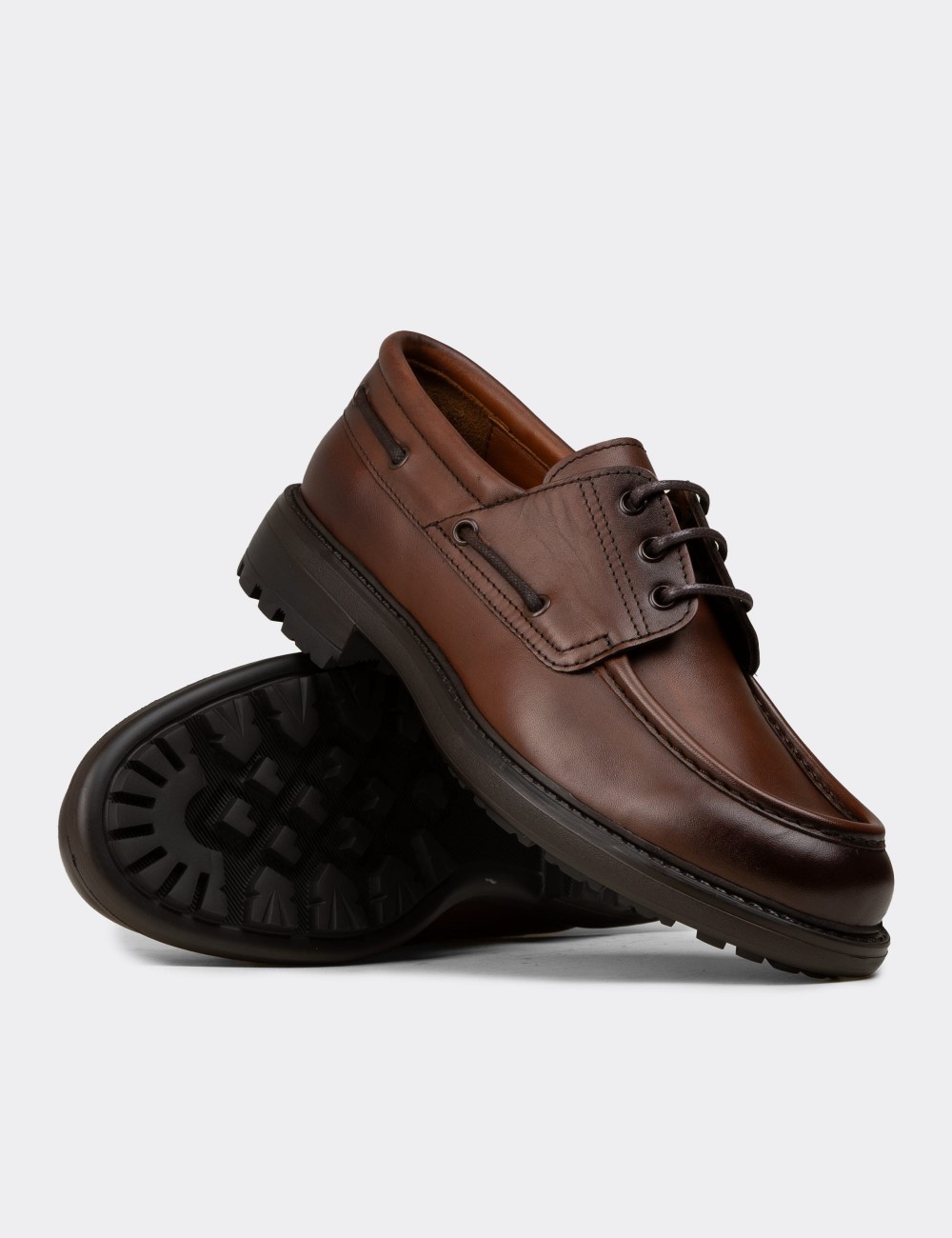 Men's Tan Leather Boat Shoes - 02016MTBAC01