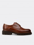 Men's Tan Leather Lace-Up Footwear