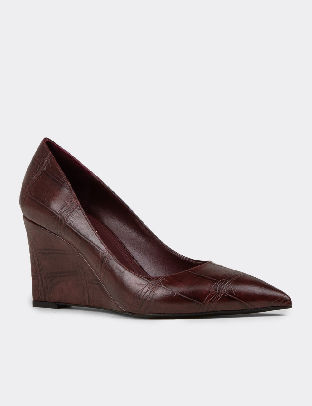 Women's Burgundy Crocodile Patterned Heeled Shoes - 10052ZBRDM01