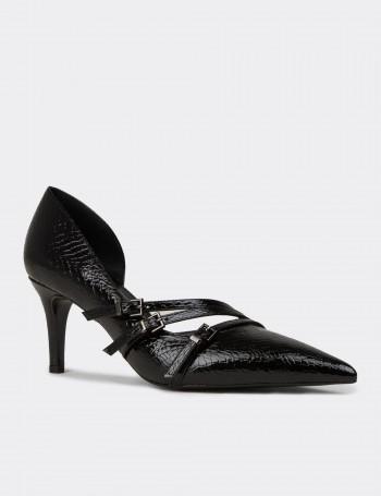 Women's Croc-Embossed Black Heels with Buckle Detail