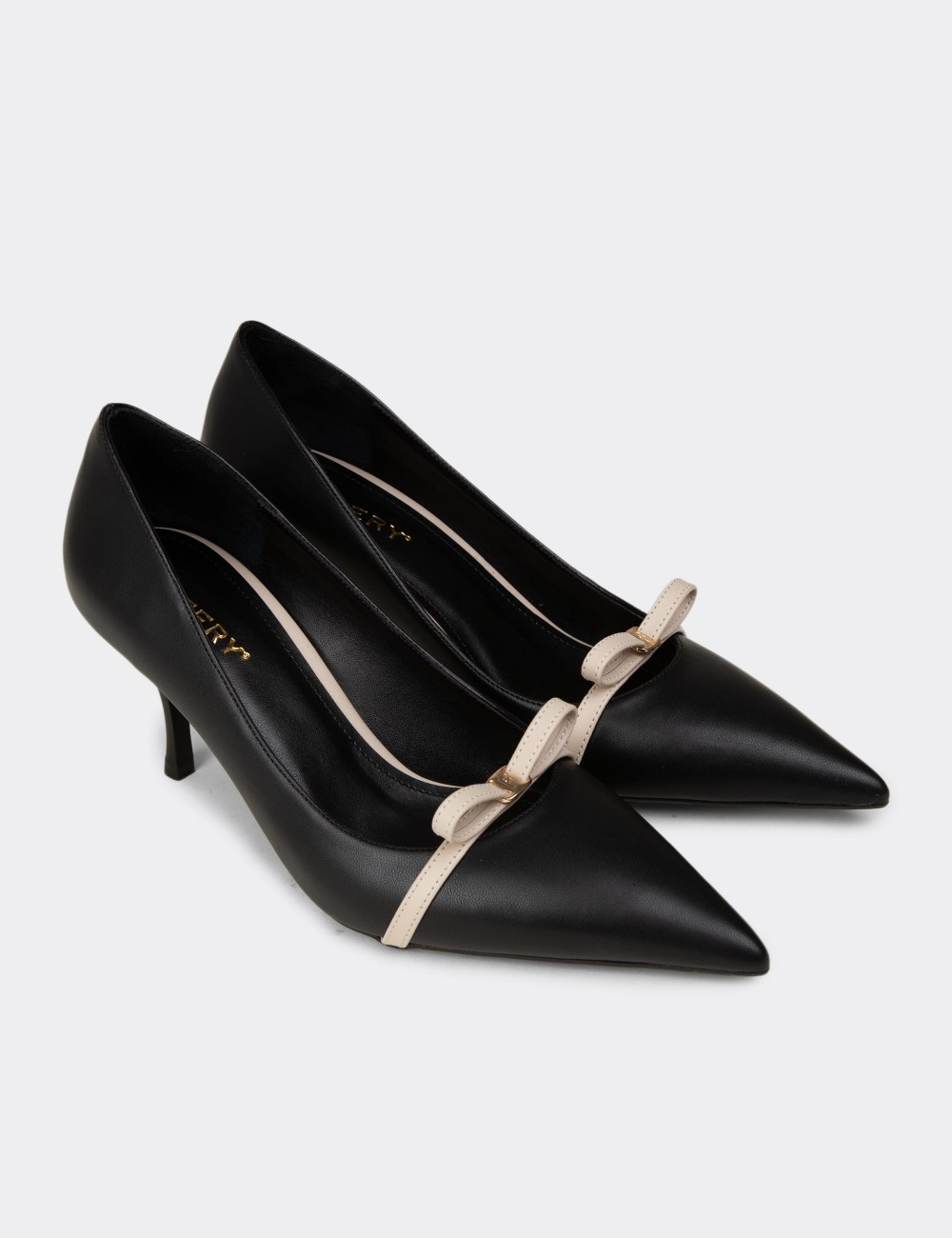 Women's Black Stiletto Heels - V4025ZSYHM01