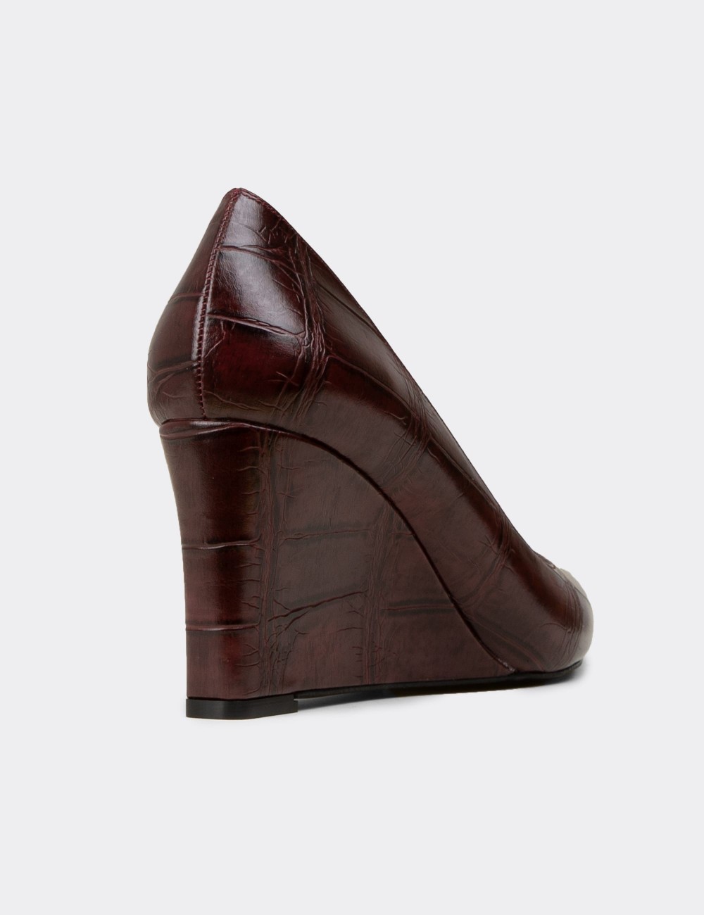 Women's Burgundy Crocodile Patterned Heeled Shoes - 10052ZBRDM01