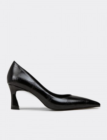 Women's Black Croc-Textured Mid-Heel Stiletto