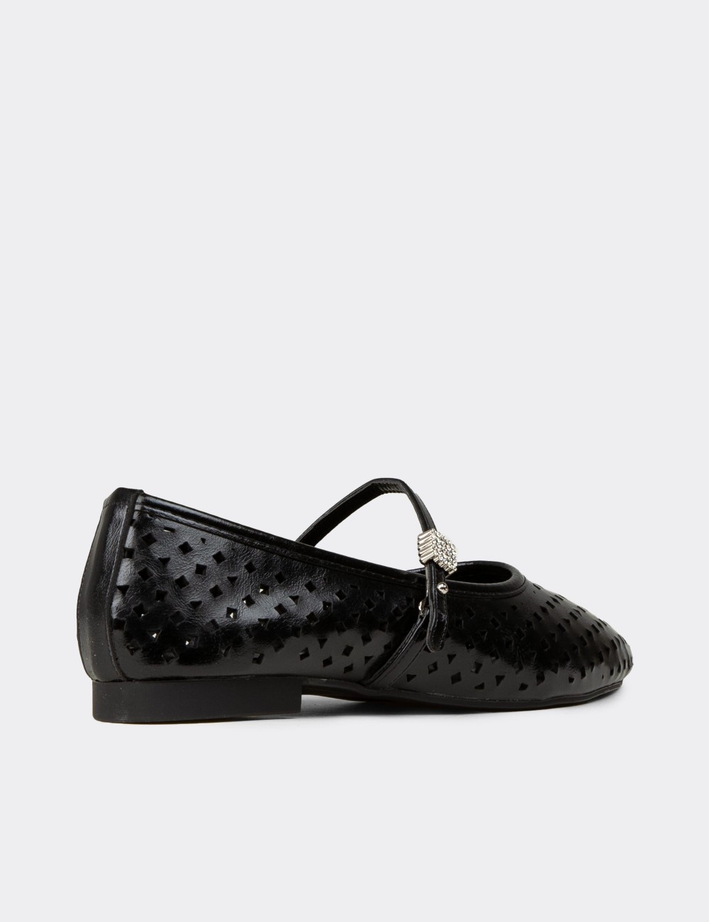 Women's Black Stone Detailed Flats - RD015ZSYHC01