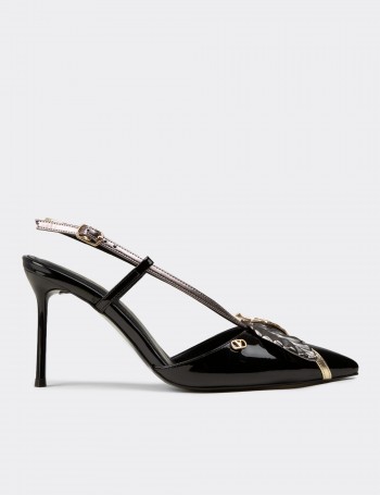 Women's Black Leaf Patterned Pumps