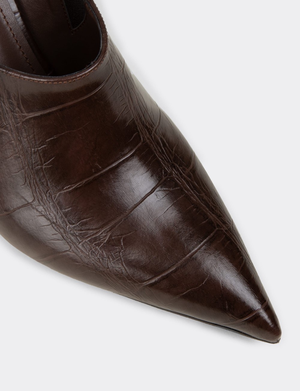 Women's Brown Mule - V0056ZKHVM01