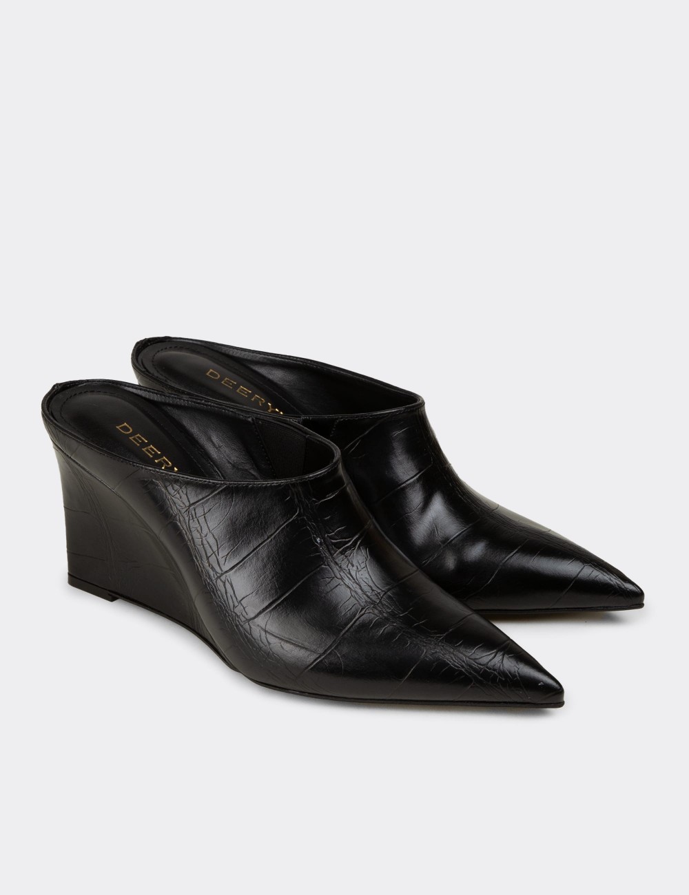 Women's Black Mule - V0056ZSYHM01