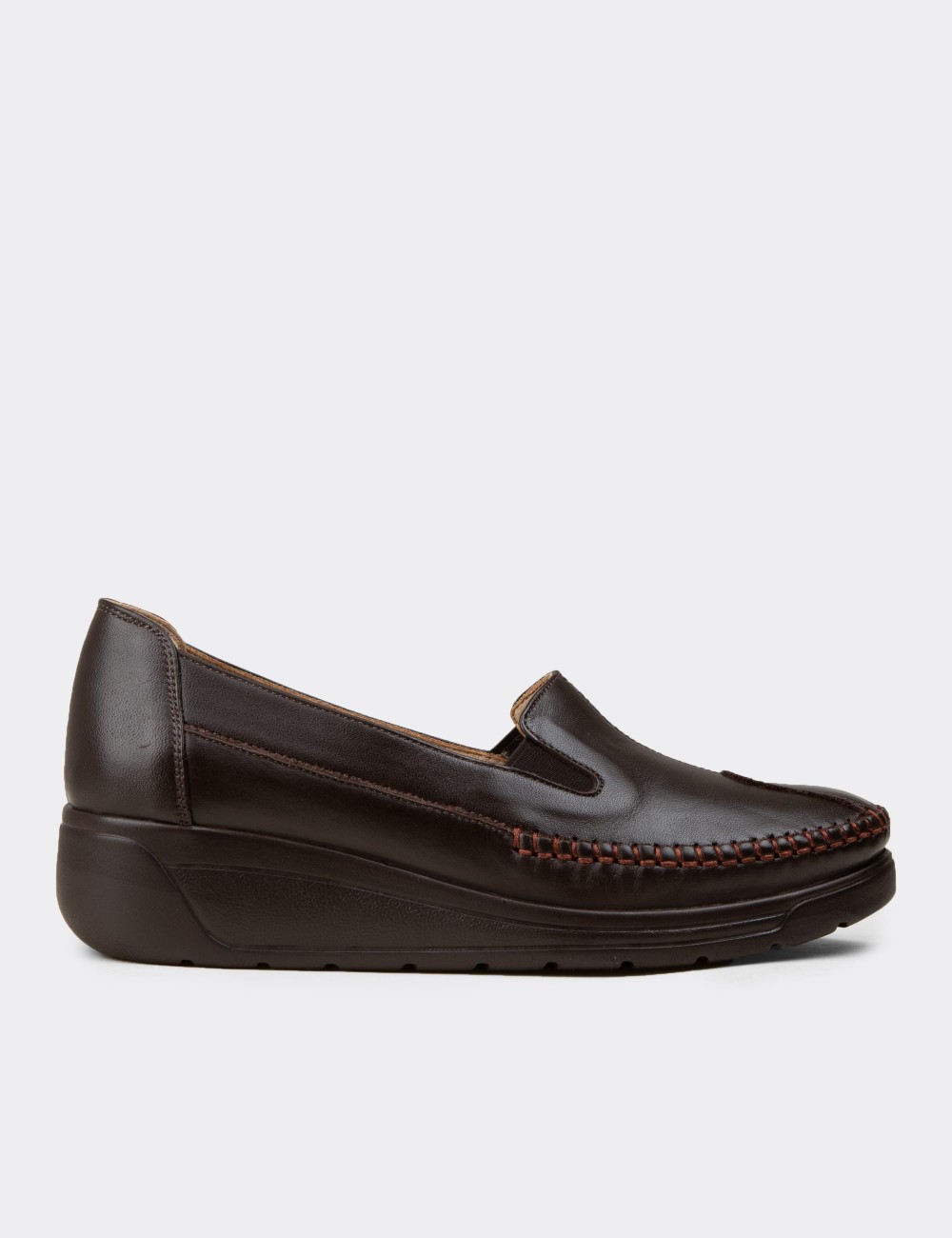 Women's Brown Leather Comfort Wedge Slip-On - N0134ZKHVC01