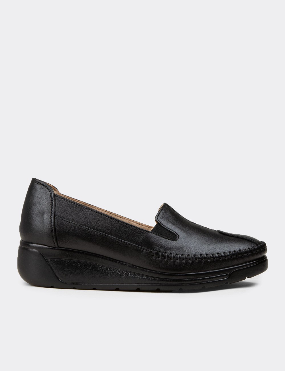 Women's Black Leather Comfort Wedge Slip-On - N0134ZSYHC01