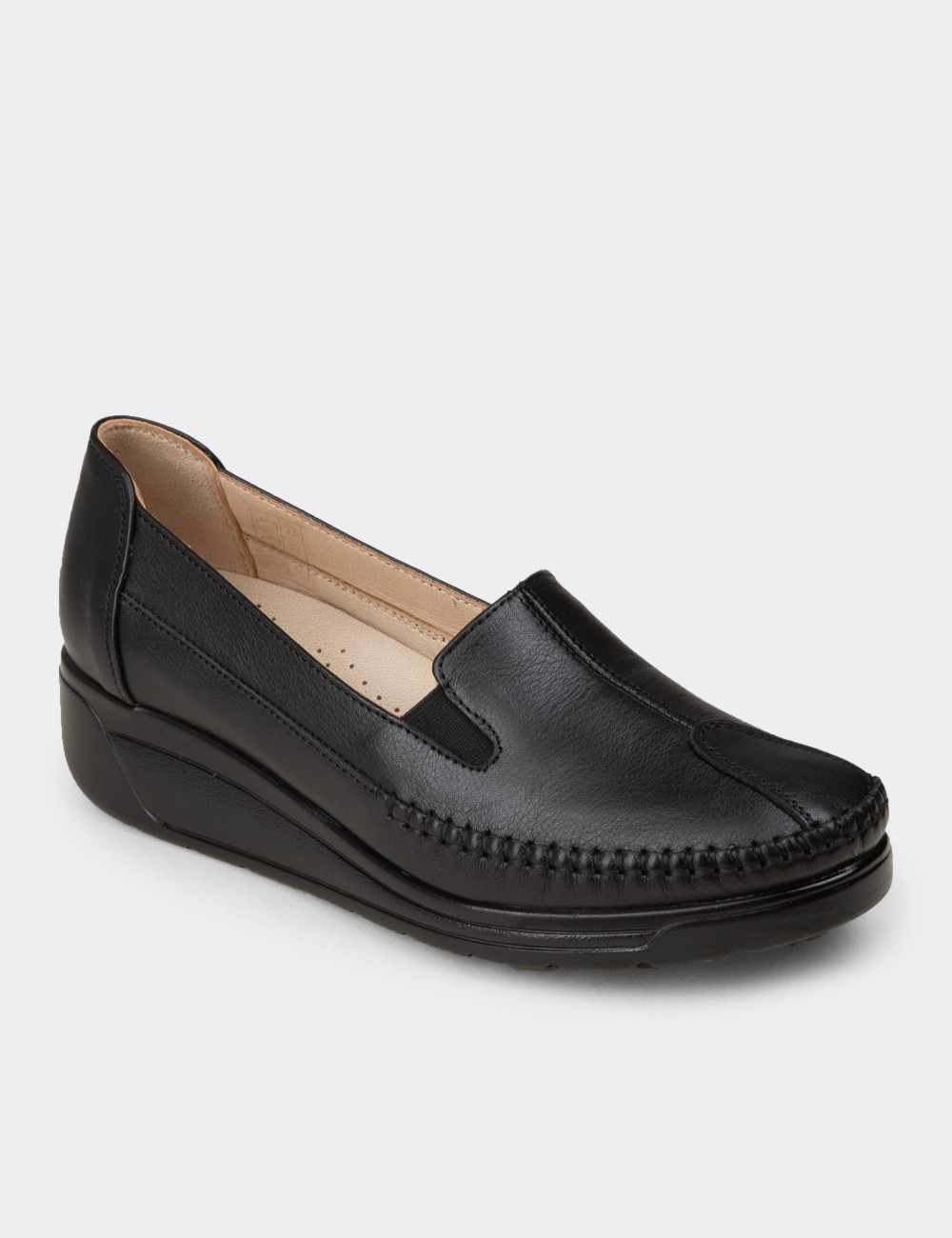 Women's Black Leather Comfort Wedge Slip-On - N0134ZSYHC01