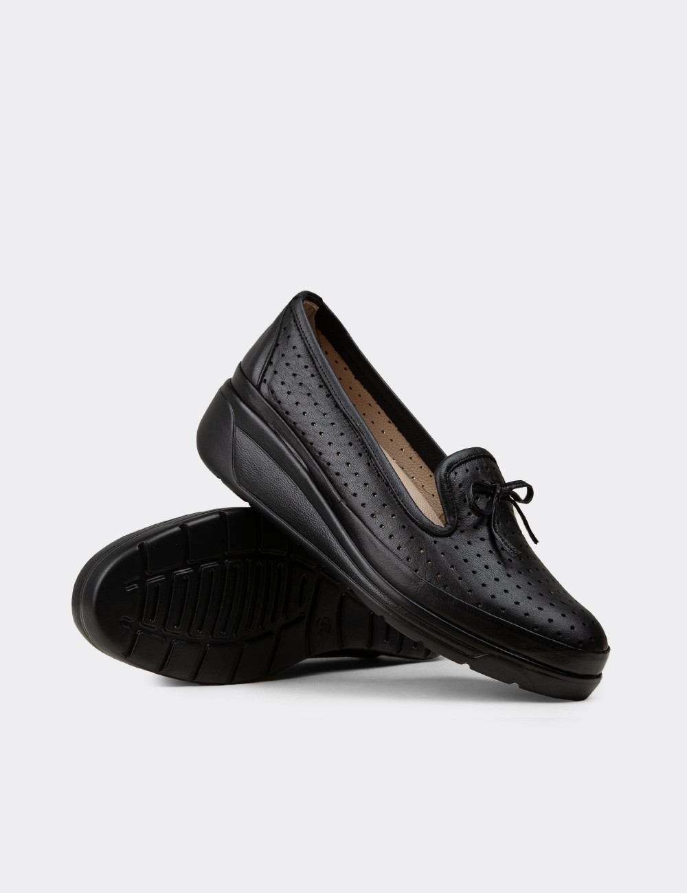 Women's Black Leather Wedge Slip-On Shoes - N3502ZSYHC01