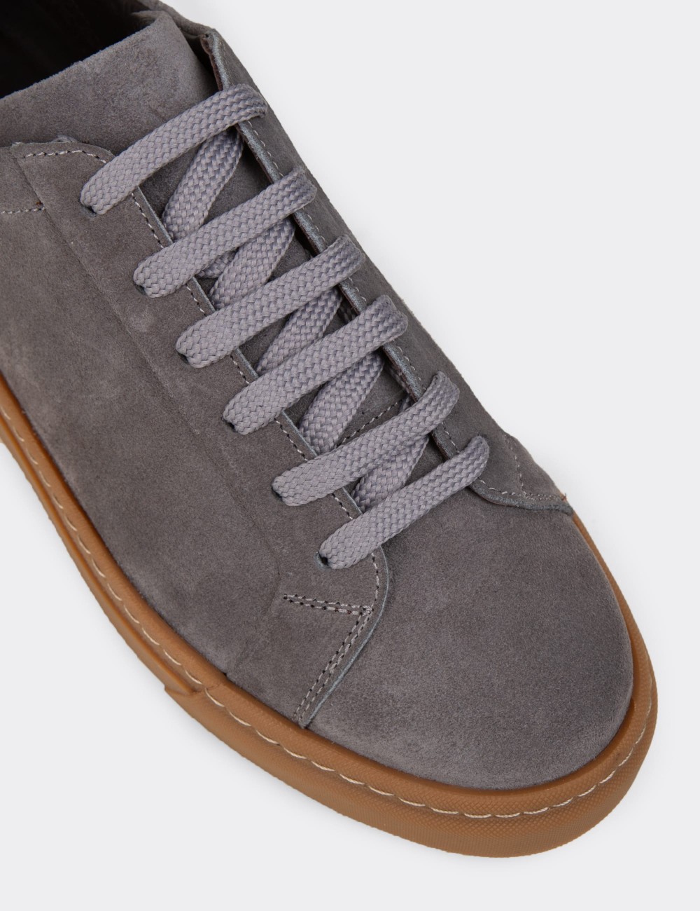 Men's Gray Suede Leather Sneakers - 02018MGRIC03
