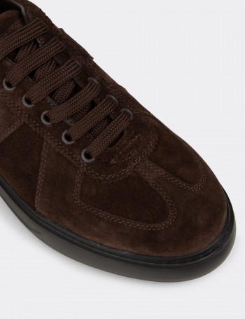 Men's Brown Suede Sneakers