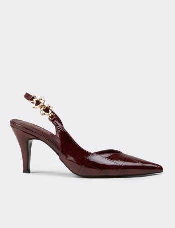 Women's Burgundy Chain Detail Pumps