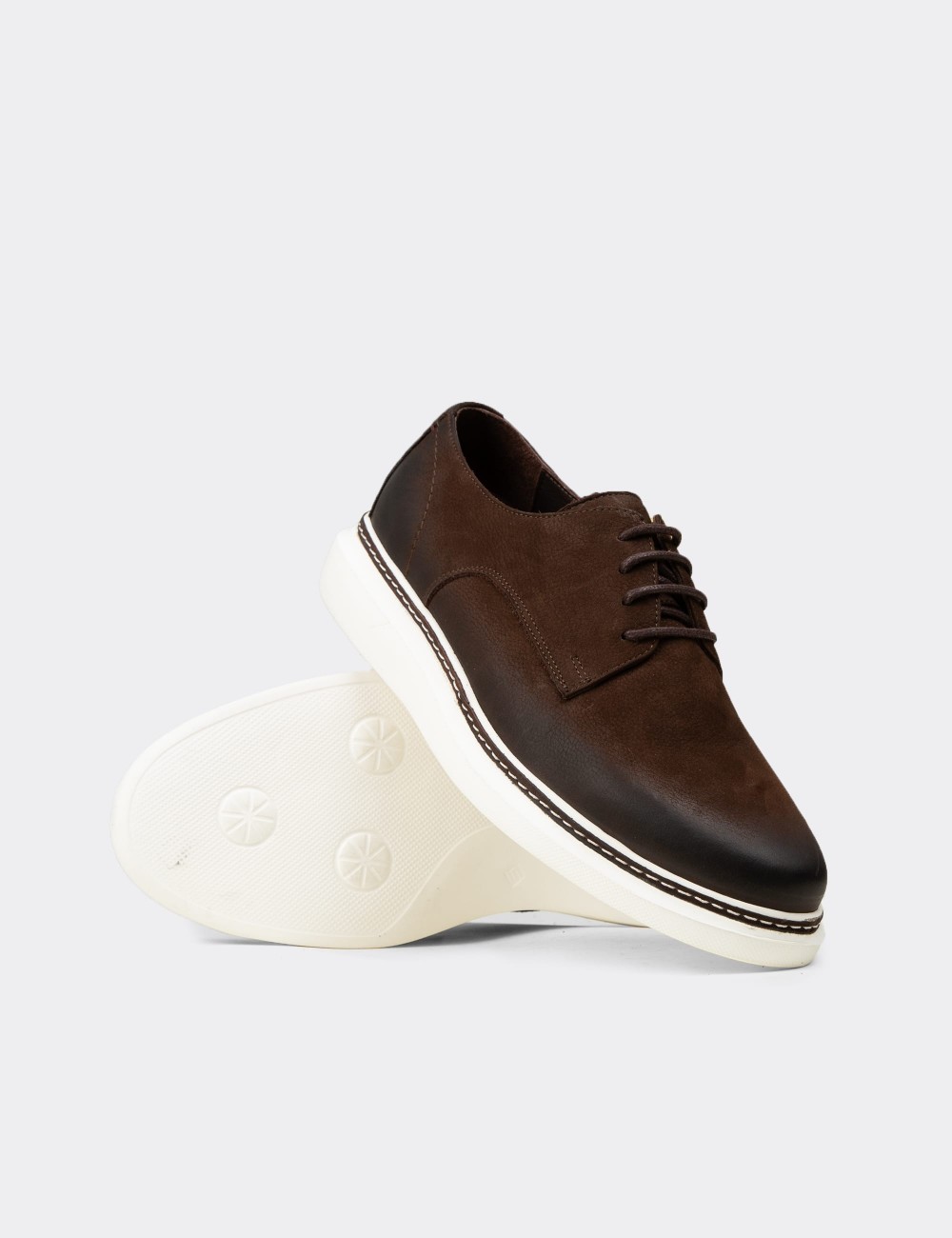 Men's Brown Nubuck Calfskin Lace-up Footwear - EK112MKHVC01