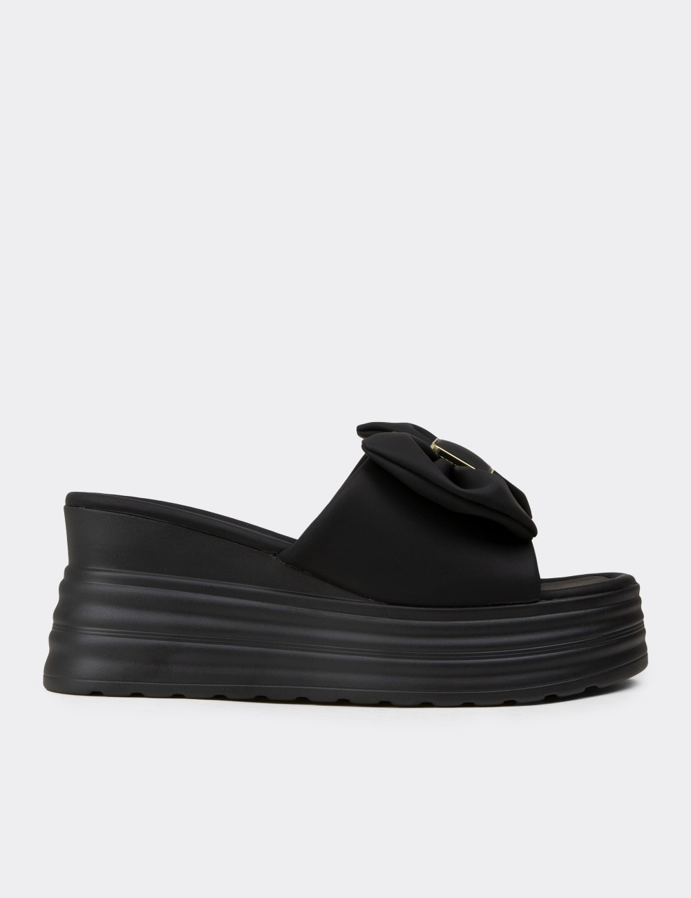 Women’s Black Platform Mule - 26450ZSYHP01