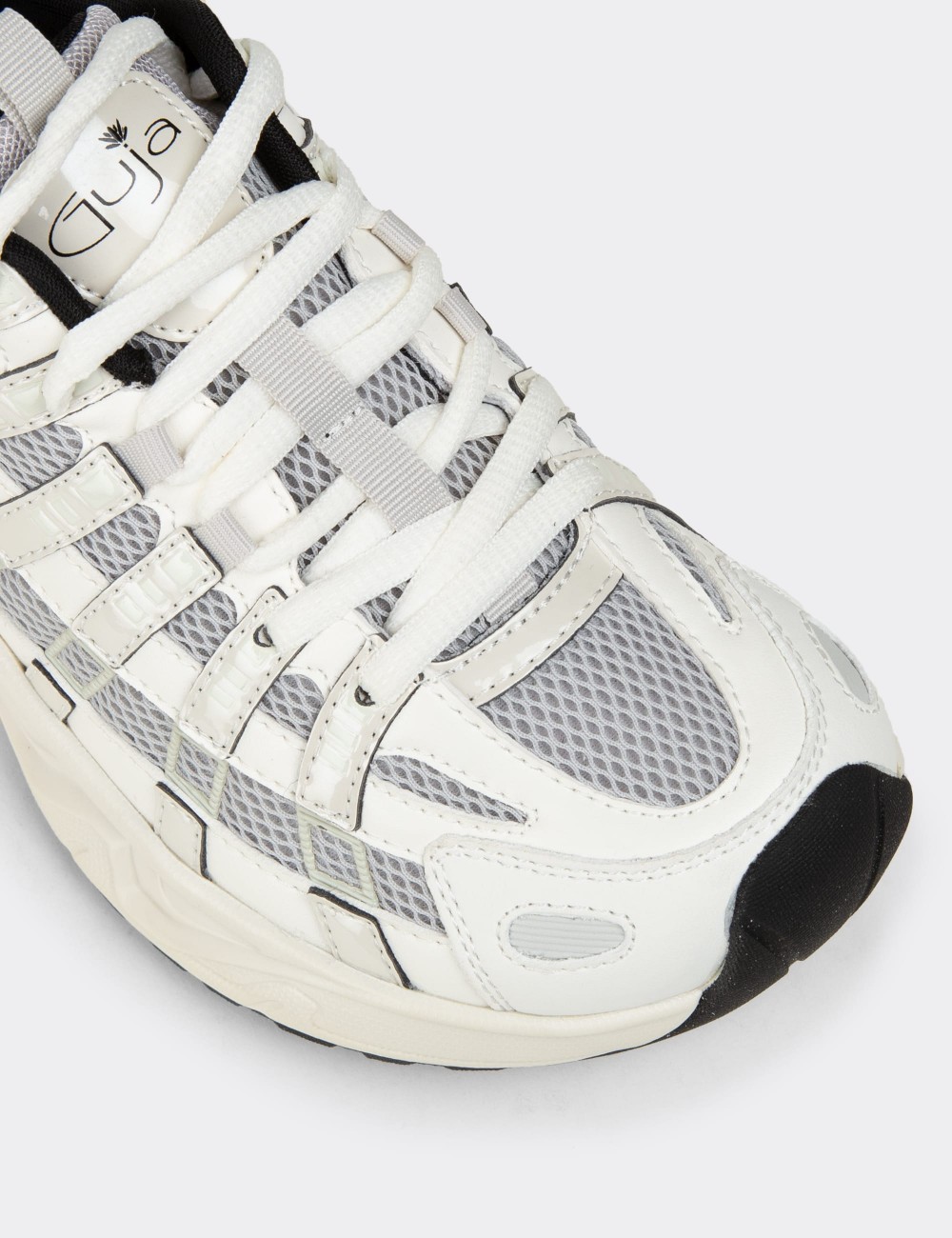 Women's White Sneakers - 26369ZBYZP01