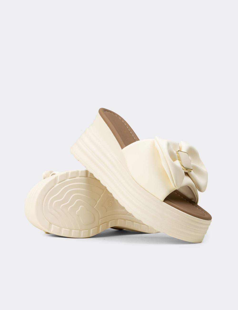 Women's Beige Platform Mule - 26450ZBEJP01