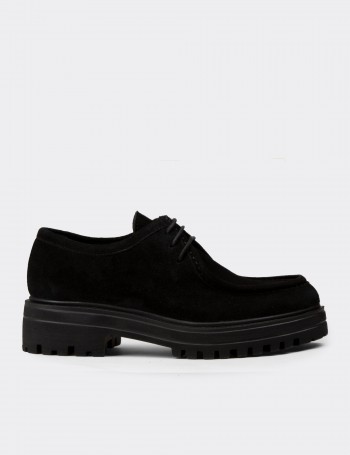 Women's Black Suede Leather Lace-Up Footwear