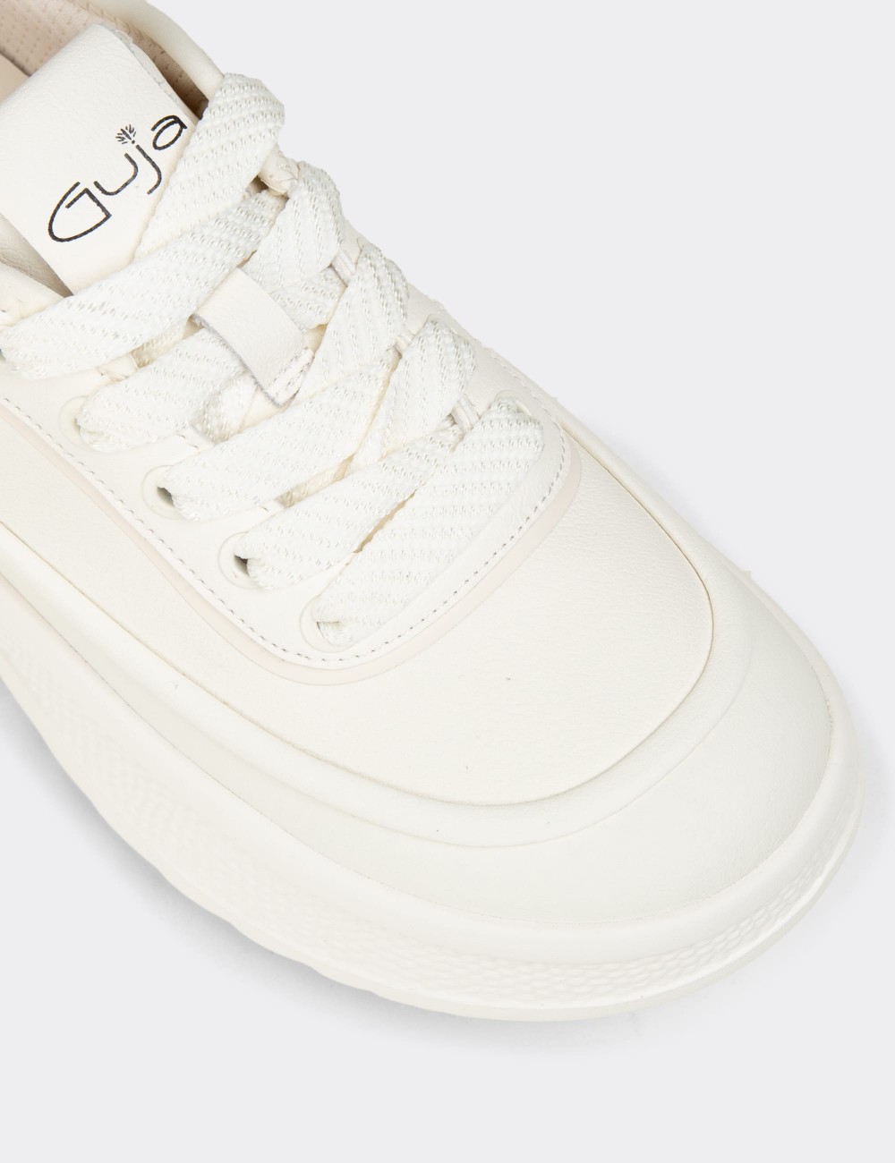 Women's Beige Sneakers - 26373ZBEJP01