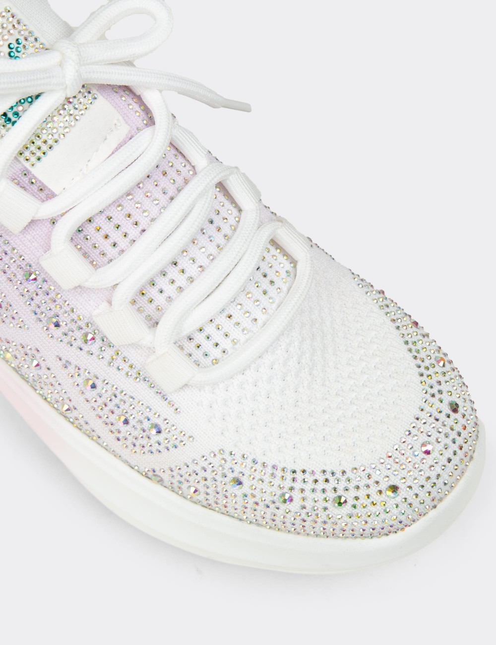 Women's Rhinestone-Embellished White Platform Sneakers - K0516ZBYZC01