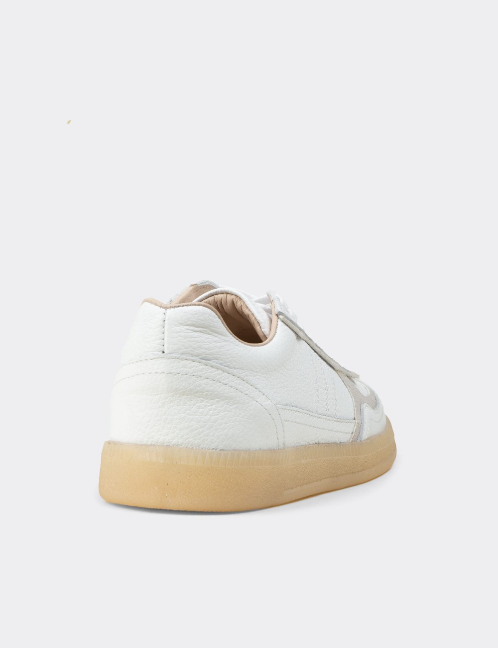 Women's Minimalist White Leather Sneakers - R2601ZBYZC01